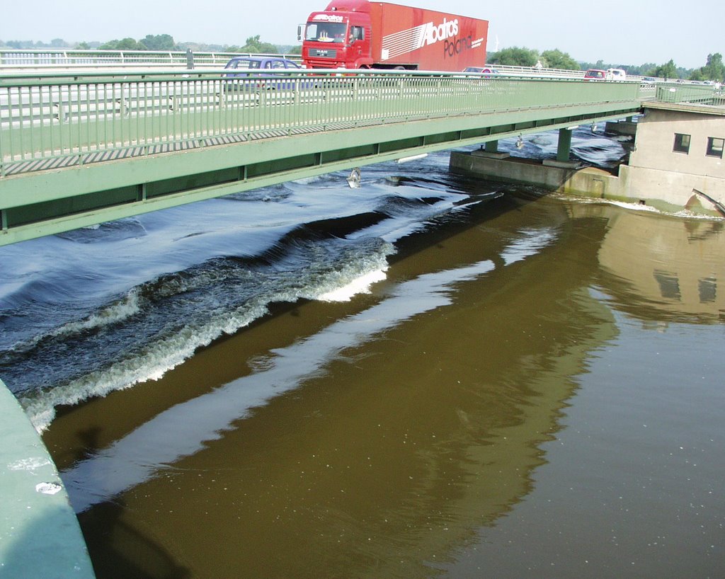 Sommerhochwasser 2002 - Rönne by L.Wreide