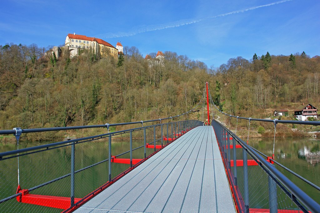 Hängebrücke in Wernstein über den Inn (Mariensteg) by Egerter Sebastian