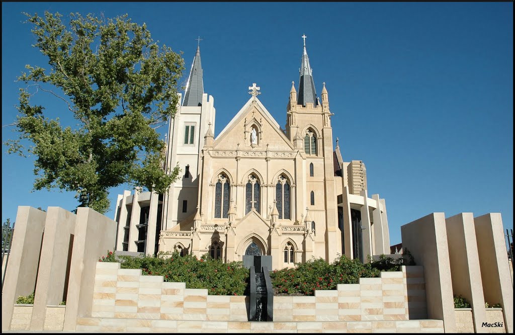 St Mary's Cathedral by MacSki