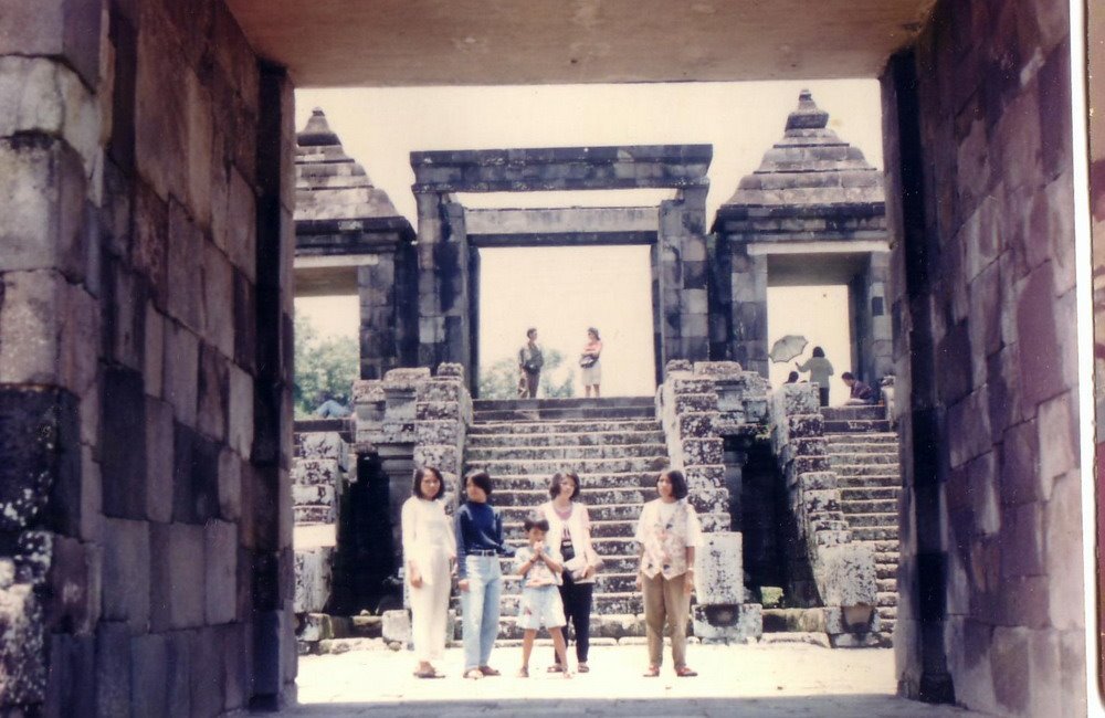 Situs Keraton RATU BOKO Jogya karta 1994 by erryanzslo