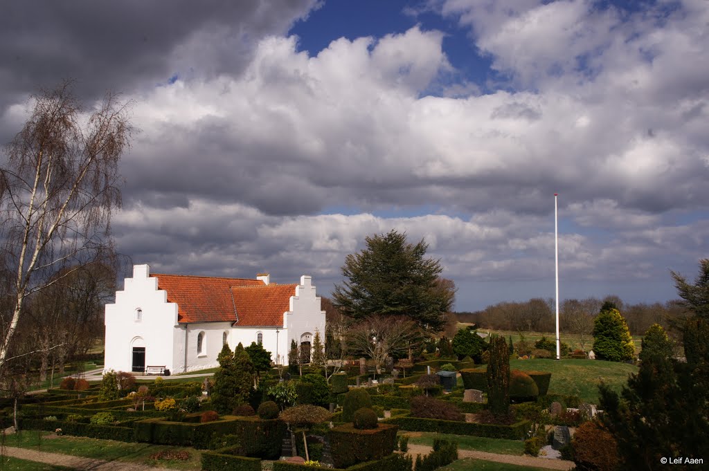 Flade Kirke, set fra Klokketårnet by Stendalhus