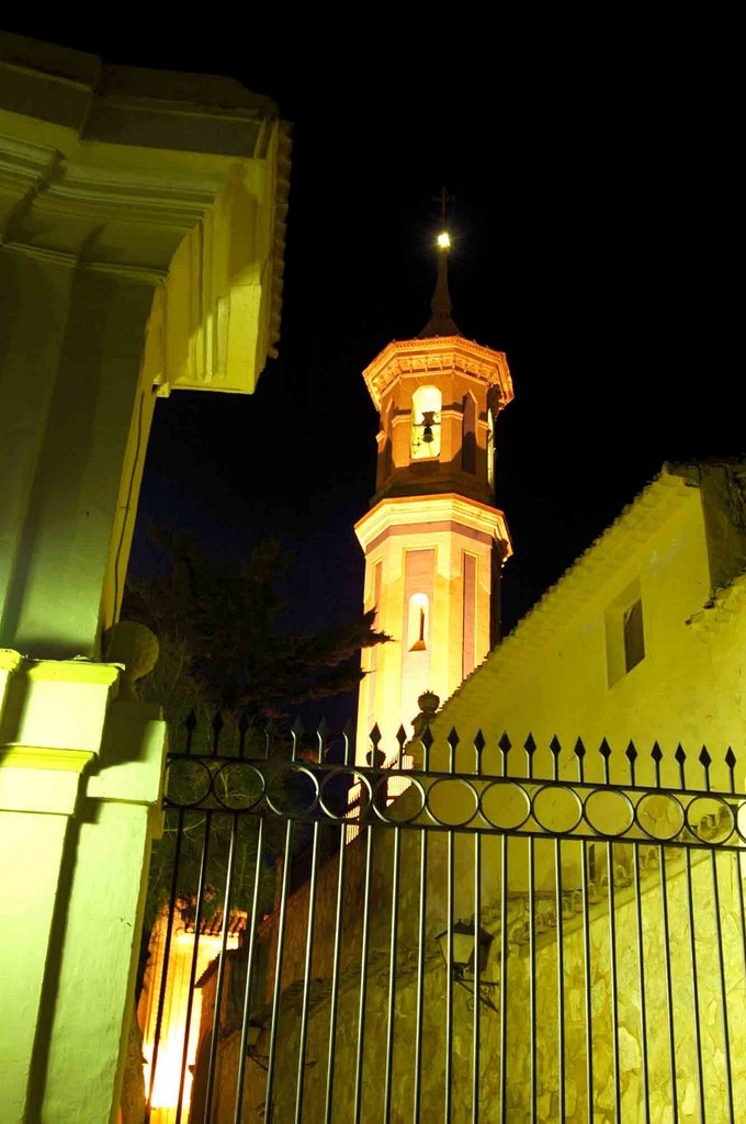 Torre rosario nocturna by Jesus Naranjo