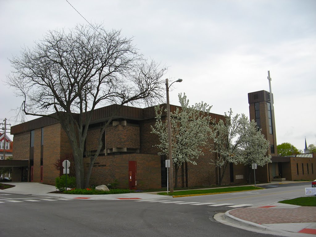 Valparaiso First United Methodist Church by hakkun