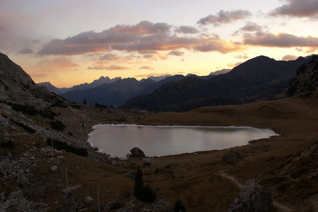 2006.11 - Lago Valparola - Tramonto by Simone Callegari