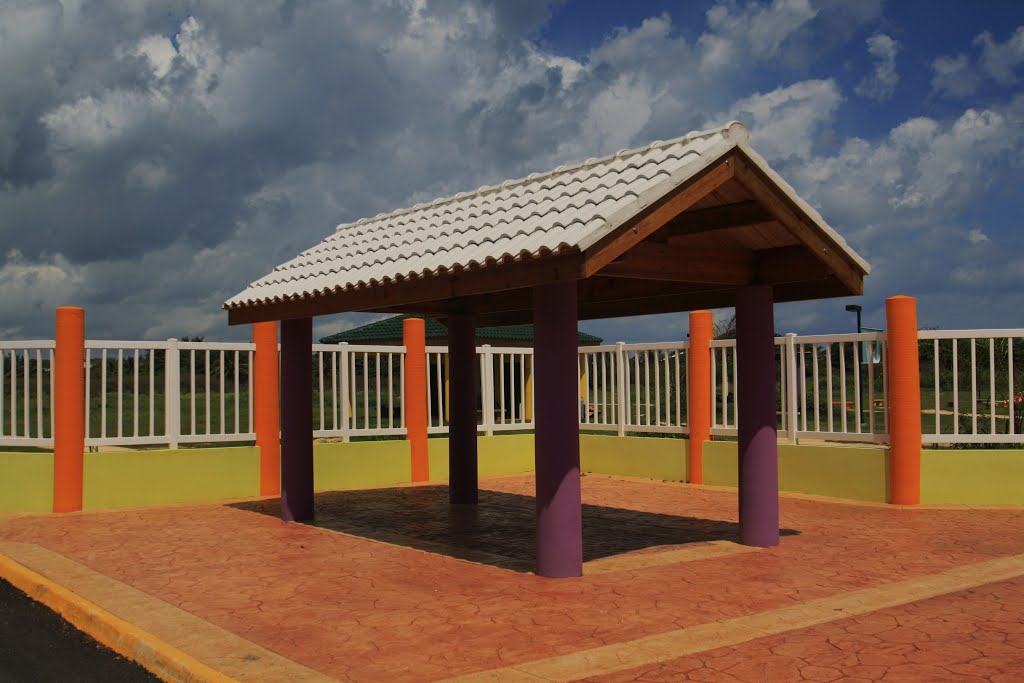 Parque del Norte-Hatillo by Ricardo David Jusino