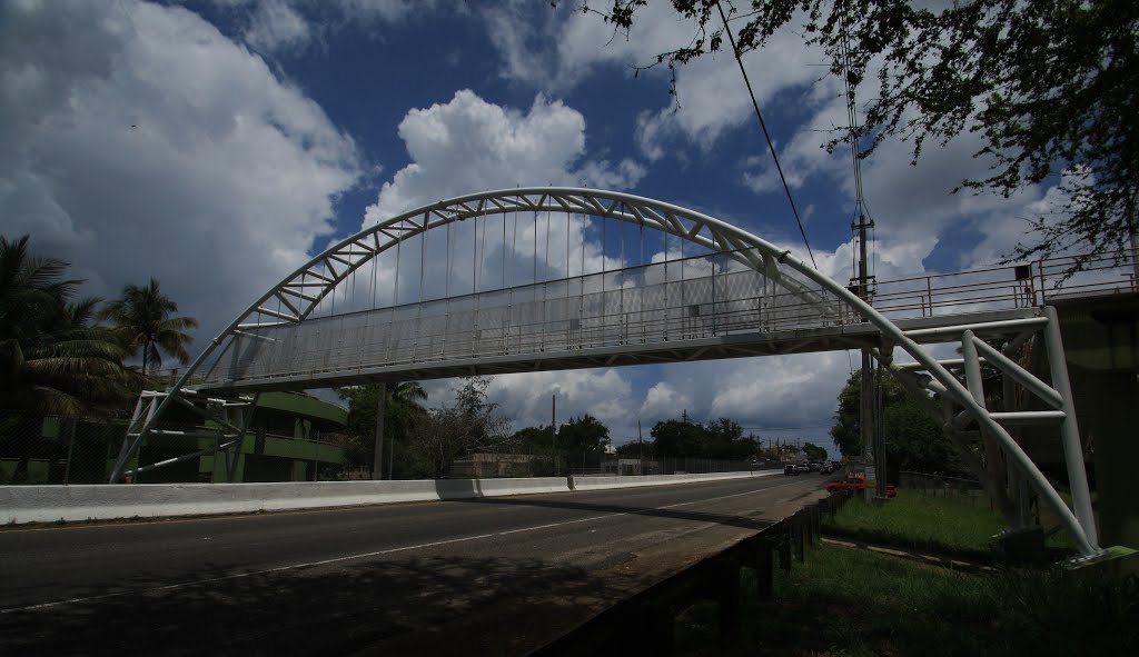 Puente Peatonal San José-Quebradillas by Ricardo David Jusino