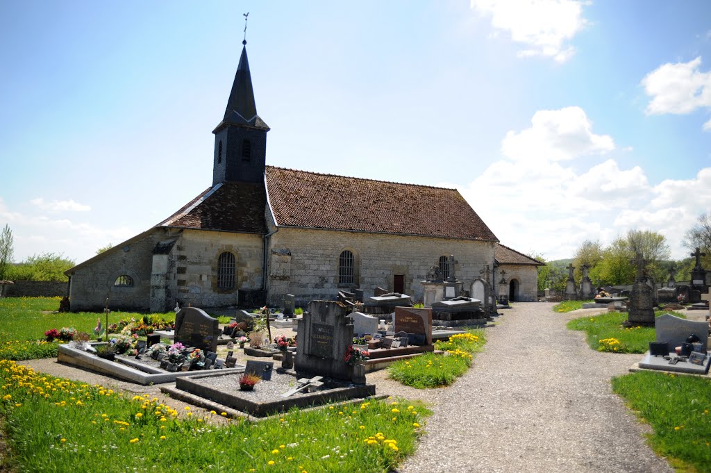 Chapelle et cimetière de Soncourt-sur-Marne by Dominique Salé