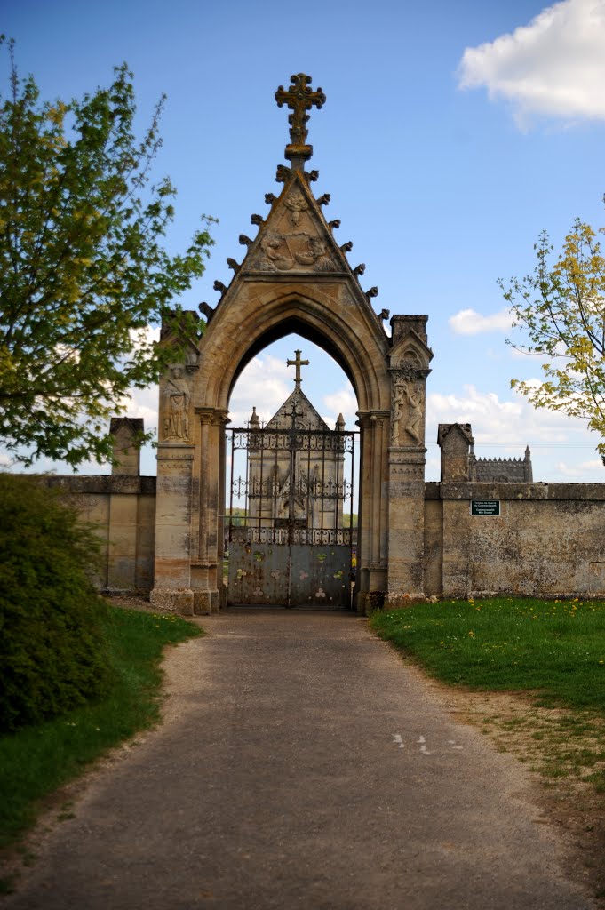 Cimetière de Louppy le Château by Dominique Salé