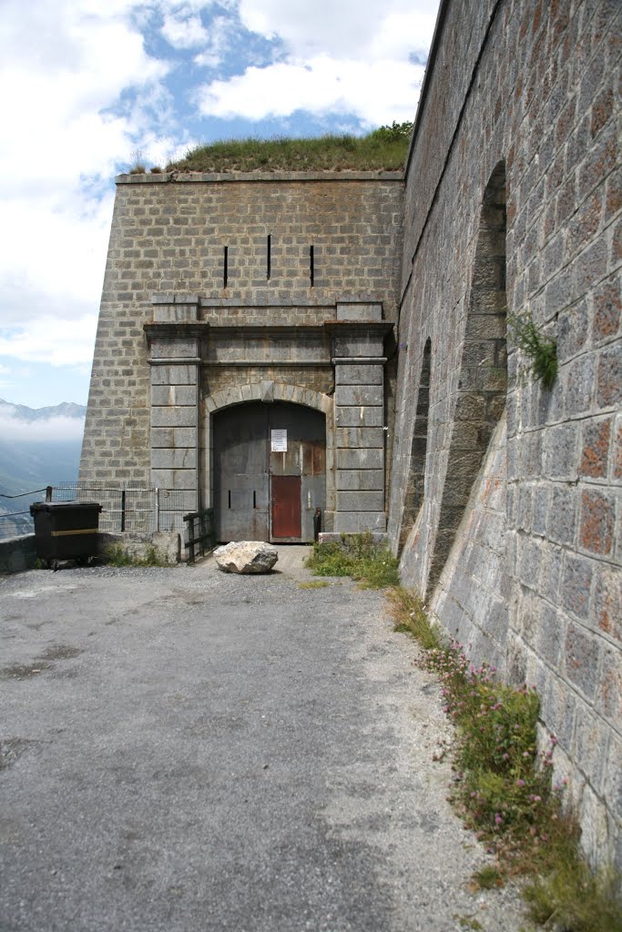 Fort du Télégraphe, Savoie, Rhône-Alpes, France by Hans Sterkendries