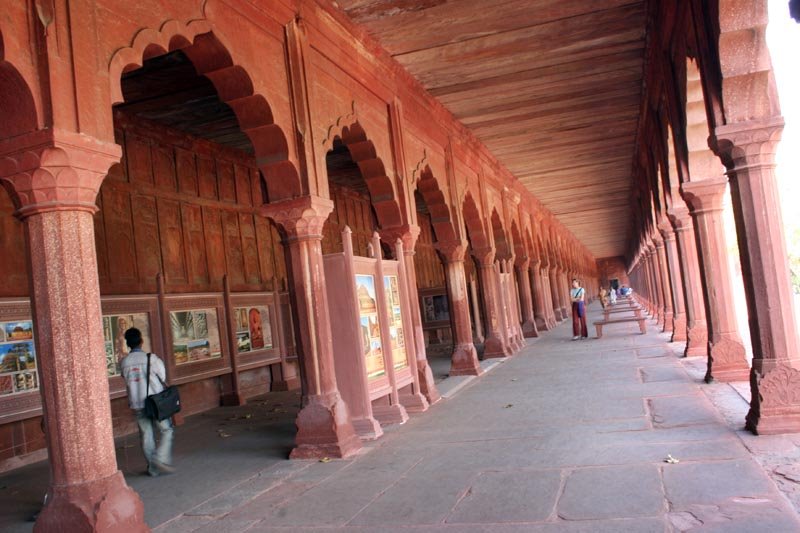 A Portico, Near Tajmahal by mohandast