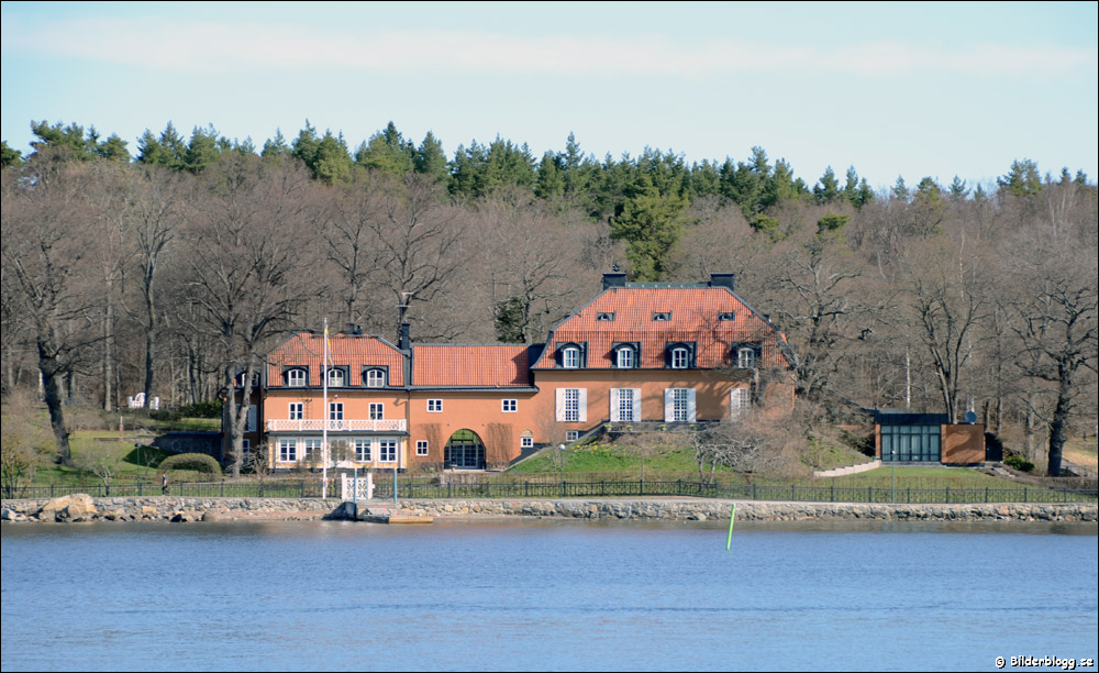 Wallenbergs tidigare villa by Jan-Inge Flucht