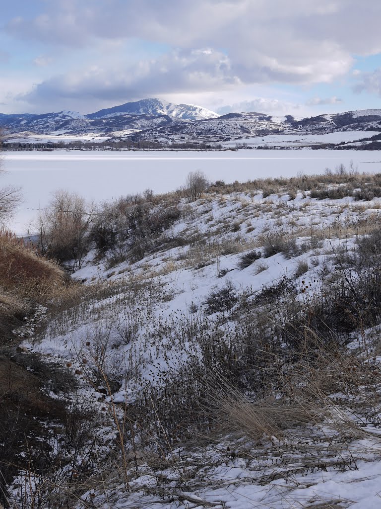 Pineview Reservoir in Winter by matthew.j.kidd