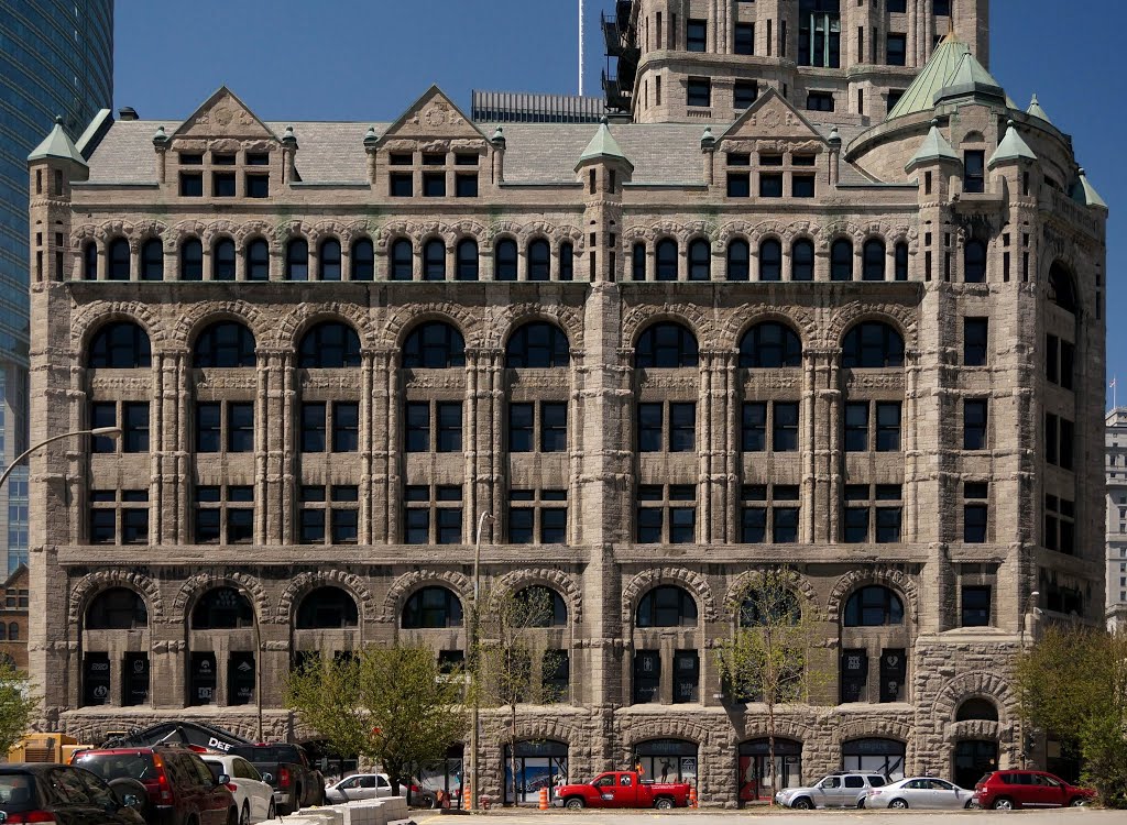 Gare Windsor - Société st-jean baptiste by Bernard Rodrigue