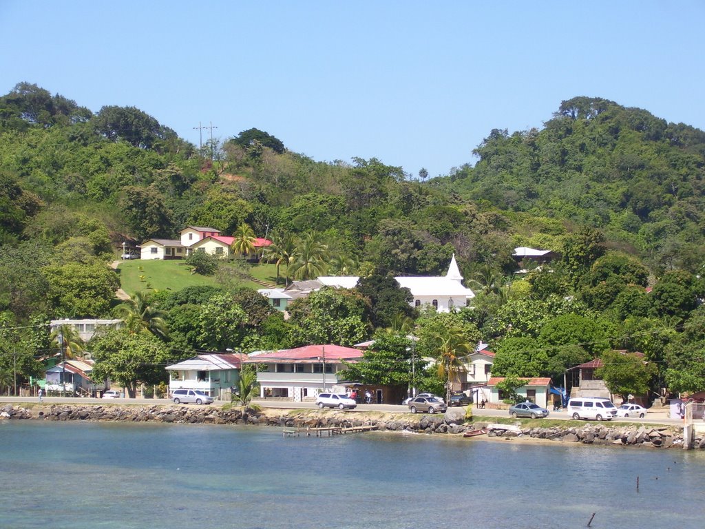 Main St, Coxen Hole, Honduras by physics_angel