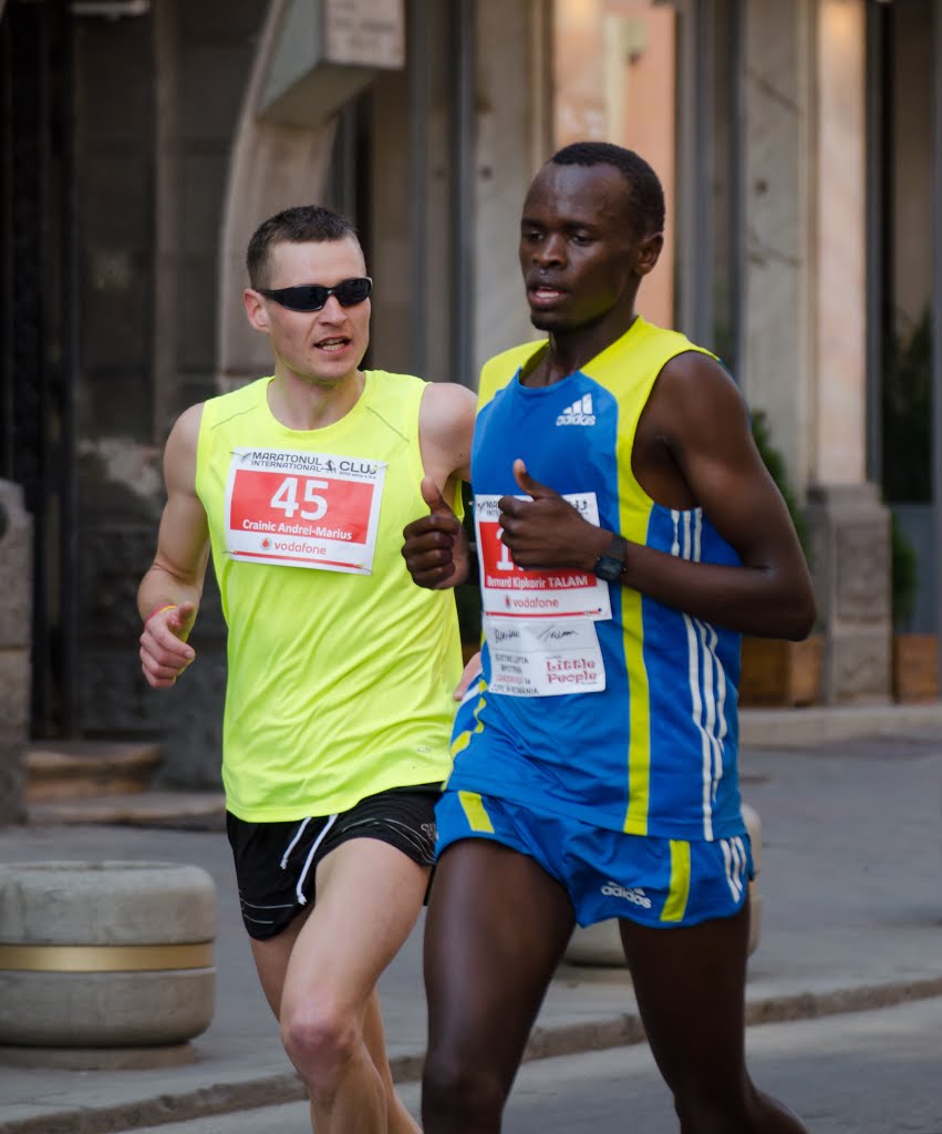 Maratonul Cluj 2013 by Miclaus George