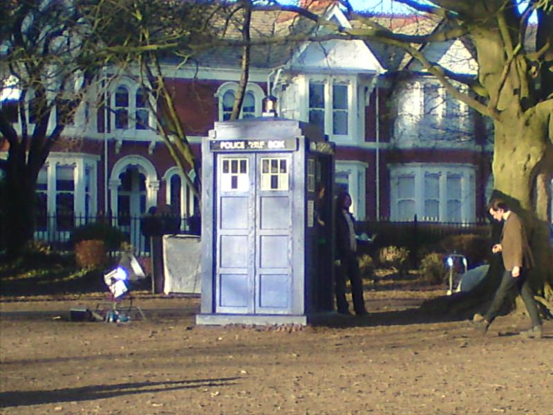 TARDIS at Roath Mill Gardens by BillySastard