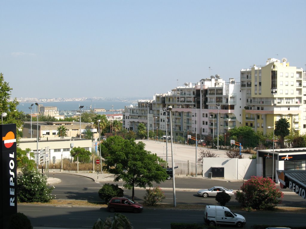 Almada, Escola Sec. Anselmo de Andrade by artur jorge agostinho