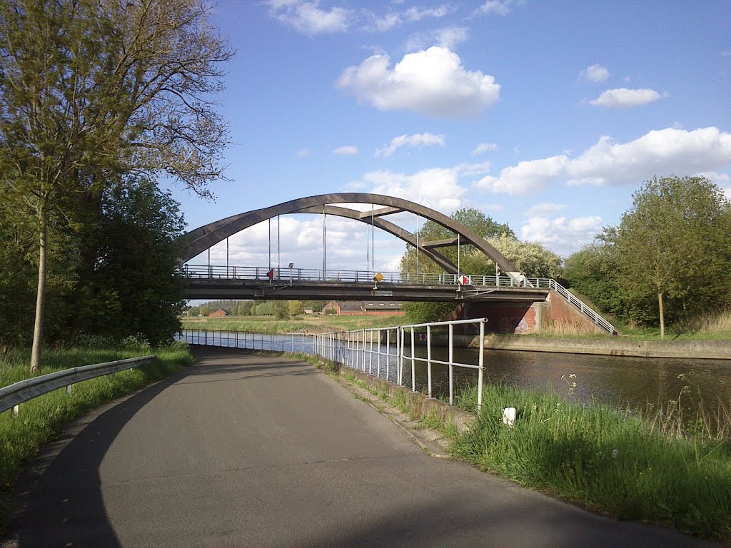 Kortrijk, Belgium by derveaux geert