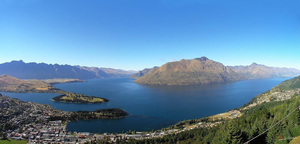 Lake Wakatipu by Arroz Marisco