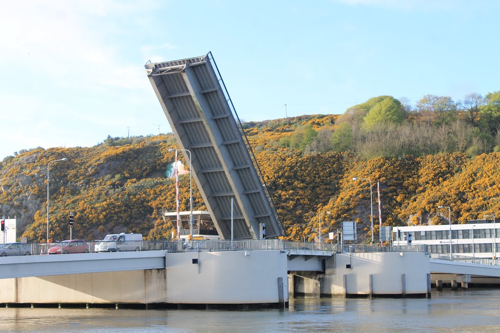 Bridge lifting in Waterford City by Rahally