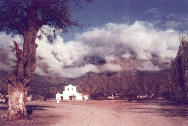 Iglesia Chuquis 4 by Ariel Ortiz