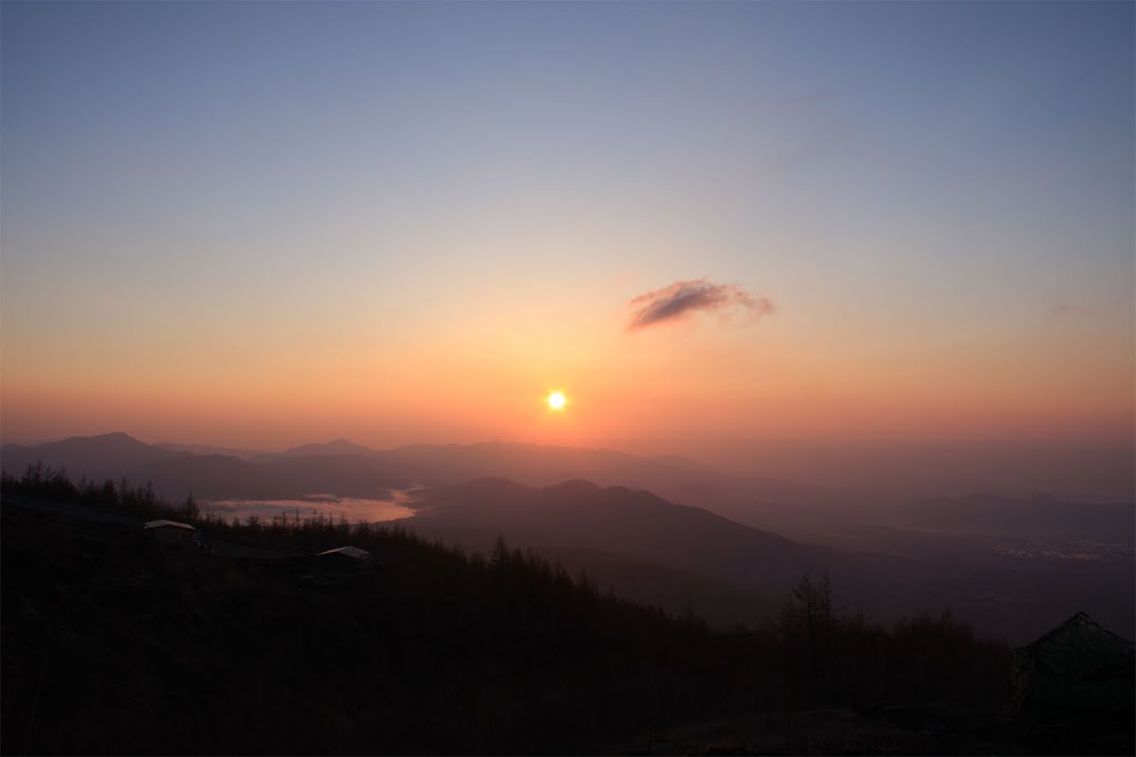 2013/05/05 AM5:00 快晴の朝 by YOSHIKAWA