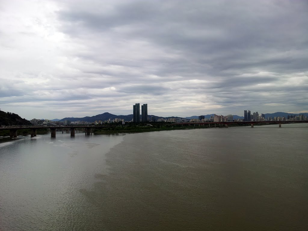 Hangang (river) by Gosotopo