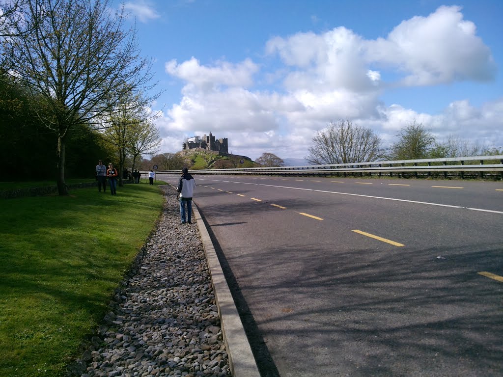 Palmer's-Hill, Co. Tipperary, Ireland by robryant