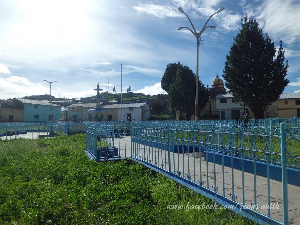 PLAZA PRINCIPAL DE INCUYO-PARINACOCHAS-AYACUCHO 03/2013 by jean paul ht