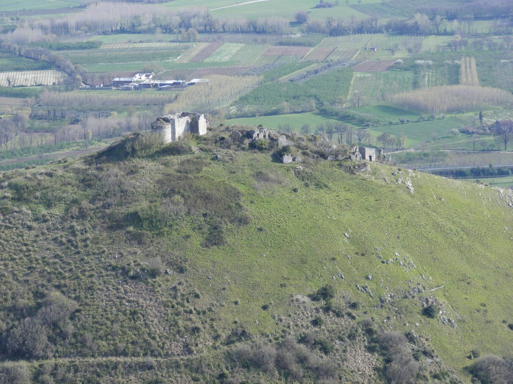 Marzanello il borgo by Guglielmo D'Arezzo