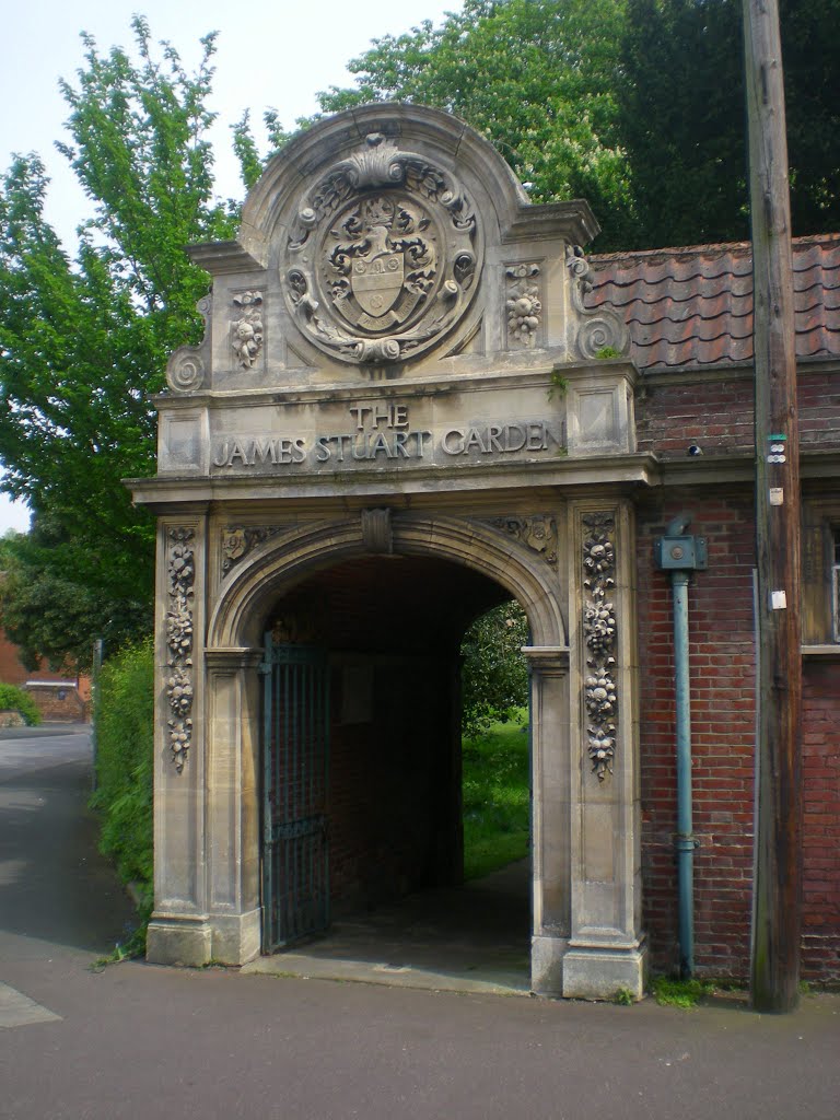 Puerta de Norwich by Felizrenedo