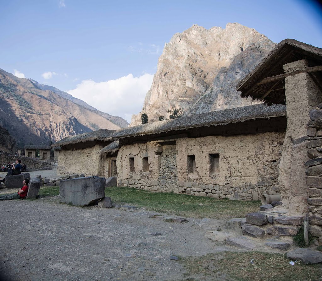 Ollantaytambo by ptiron