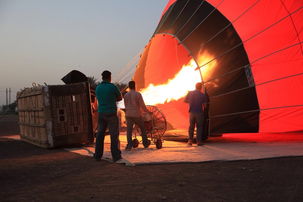 Launching Hot Air Balloon, Luxor by Takahashi Masaki