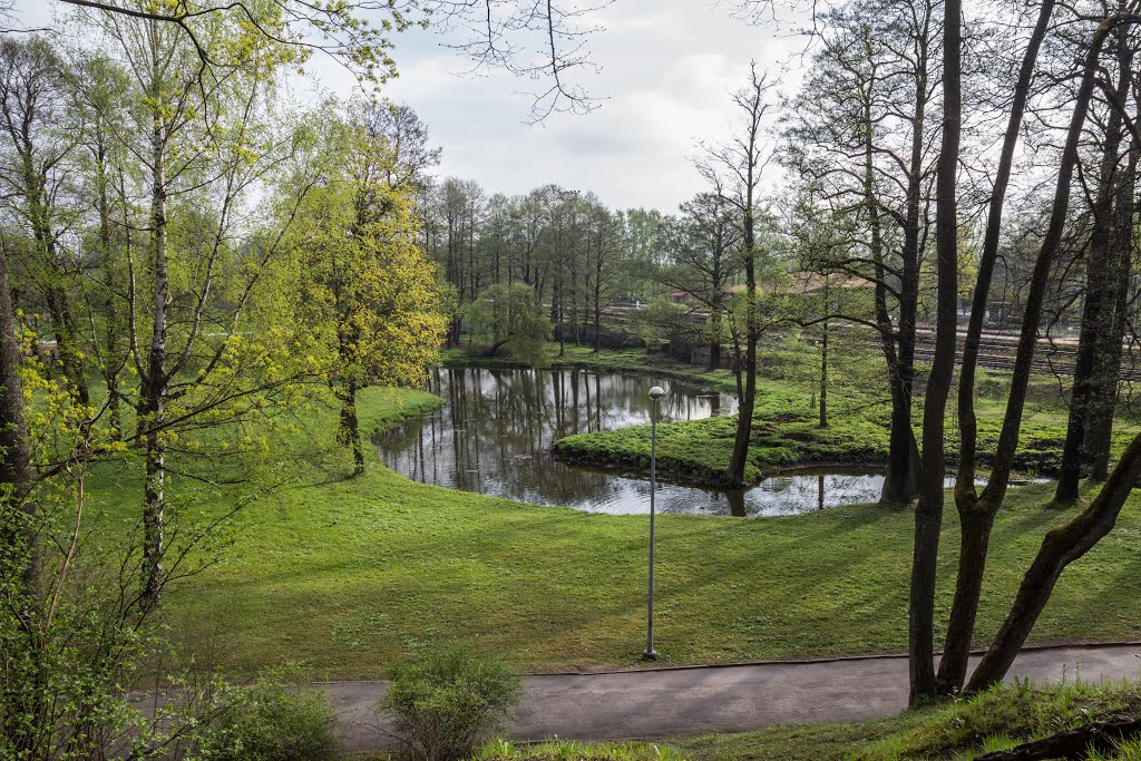 Arkādijas parks pavasarī by Juris Seņņikovs