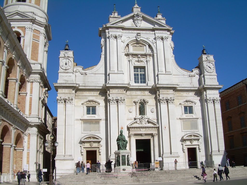 BASILICA DI LORETO by CAVALLO PAZZO