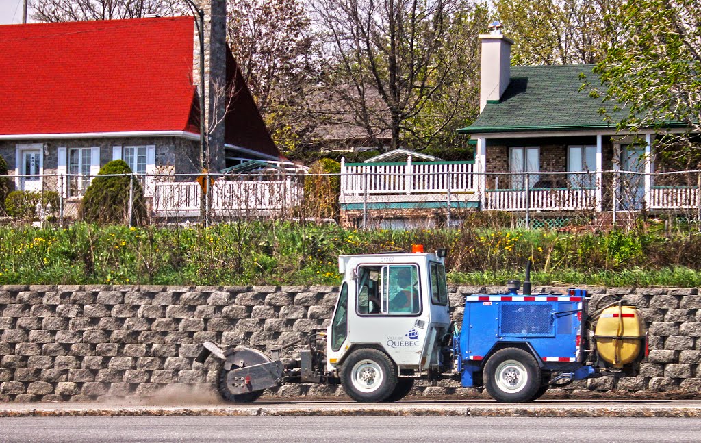 Wiosenne czyszczenie ulic w Mieście Quebec by Urek (Jurek) Wyder