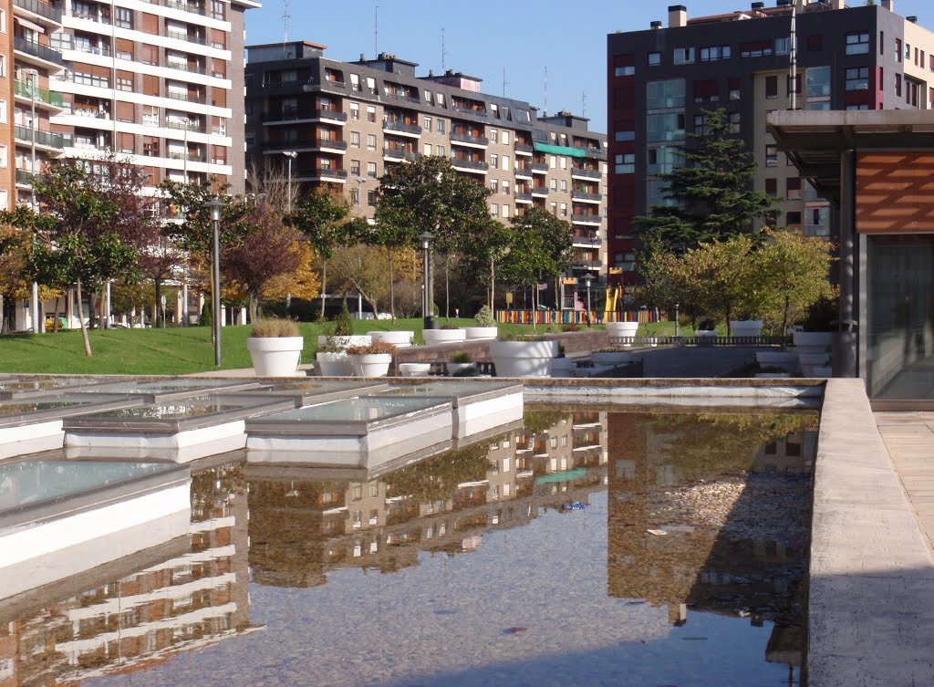 BARAKALDO-REFLEJOS by Antonio Modroño Ferr…