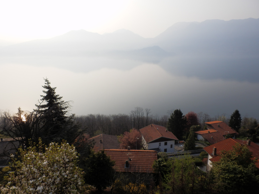 GHIFFA - VALDORA - Verschleierter Lago Maggiore am ersten Morgen . . . by Reinhard Klenke