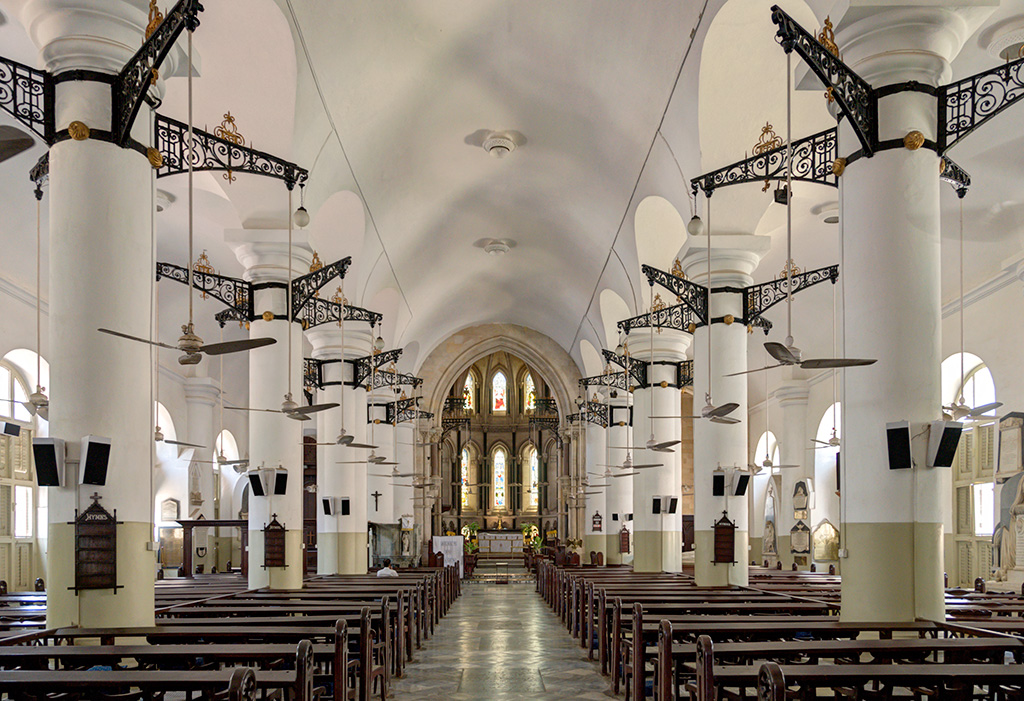 St Thomas Cathedral Church by Photo Explorer