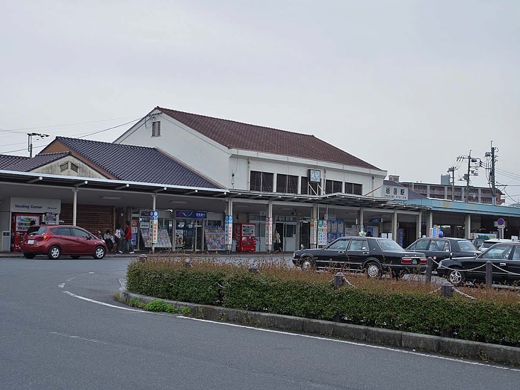 JR Iwakuni sta. , JR 岩国駅 by z tanuki