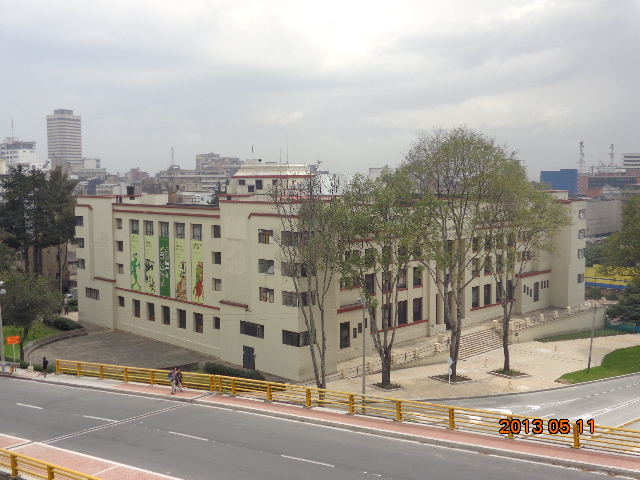 Biblioteca nacional de Colombia by witchfinder