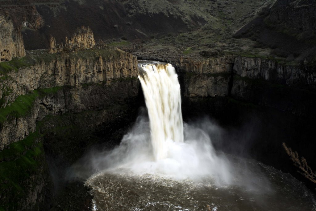 Palouse Falls by Scott Nygaard