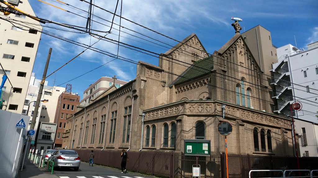 Catholic Kanda Church カトリック神田教会 by Masaru Nemoto