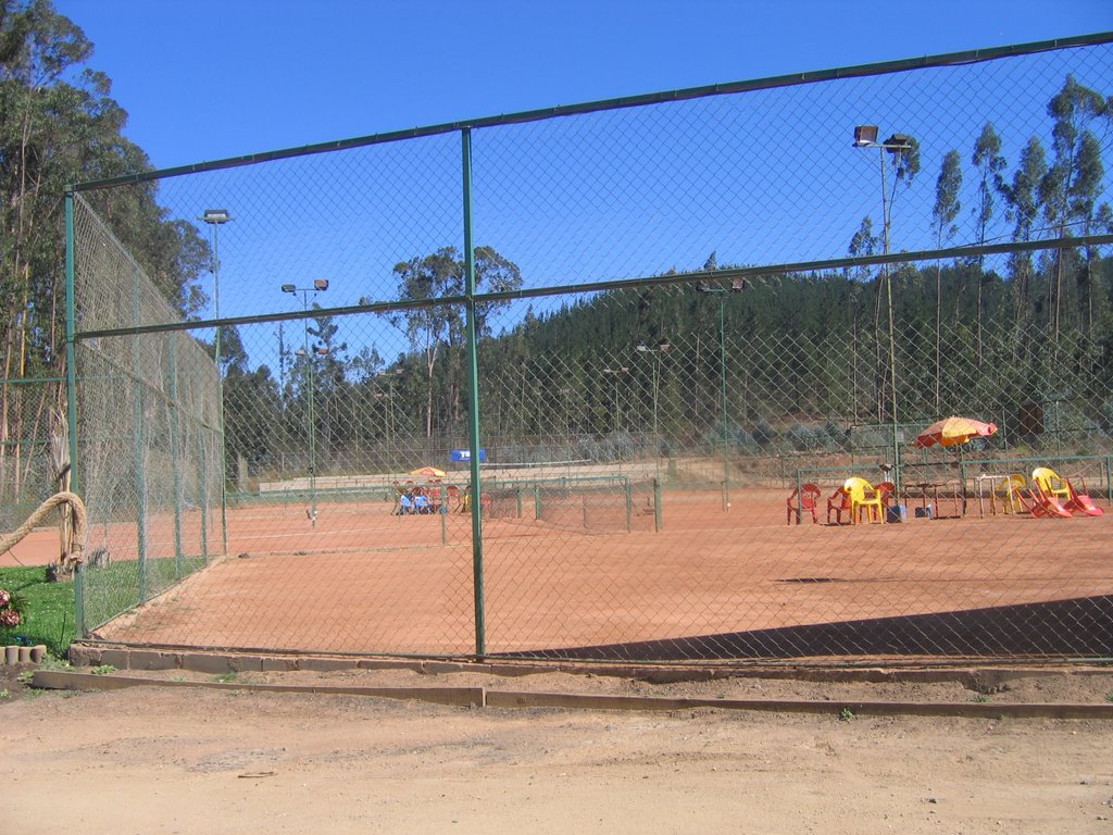 Canchas de tenis Curauma by hrudnick