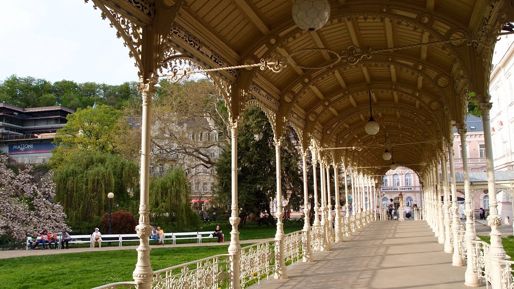 KARLOVY VARY by NAVI ABDAVSEN