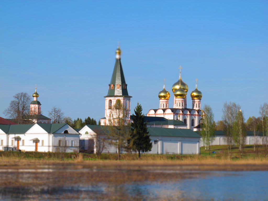 Valdaysky District, Novgorod Oblast, Russia by Tixon Rusakov