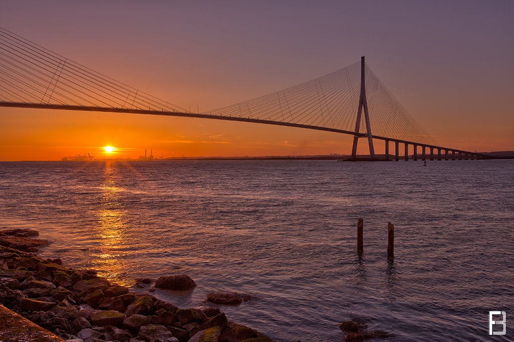 Pont de Normandie by Fabien BELLANGER