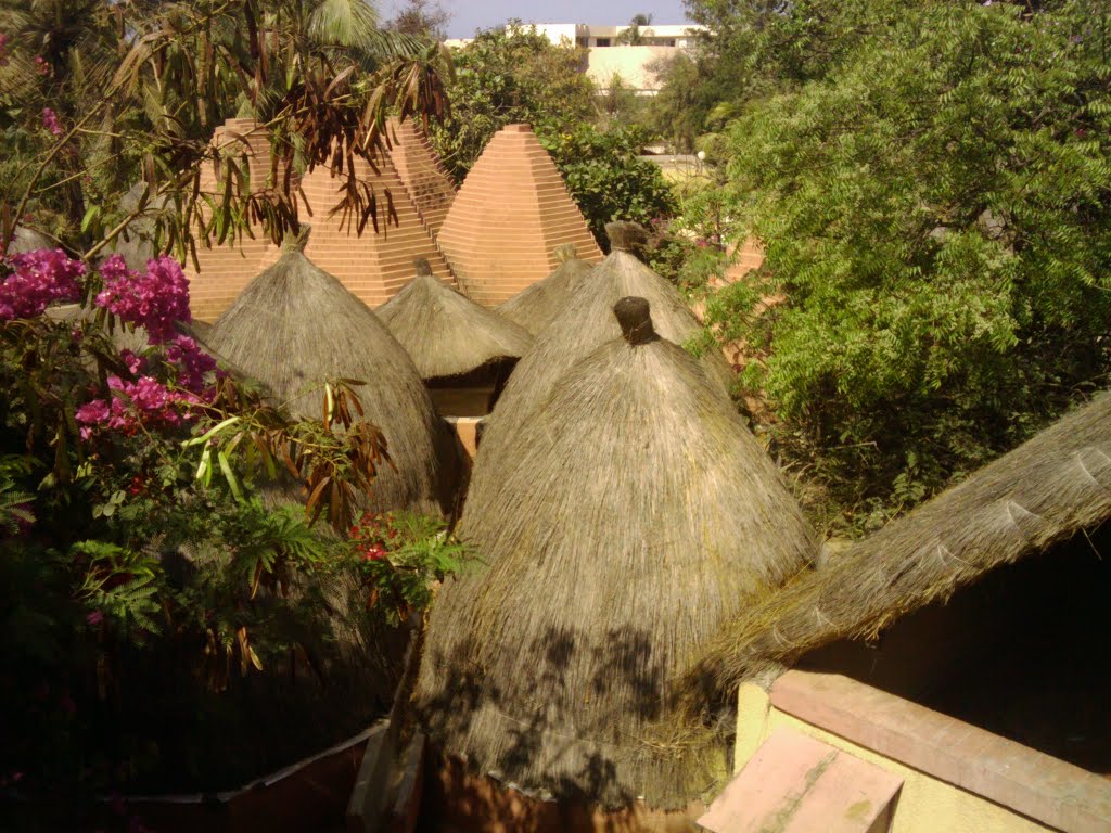 Saly, Senegal by libsvison