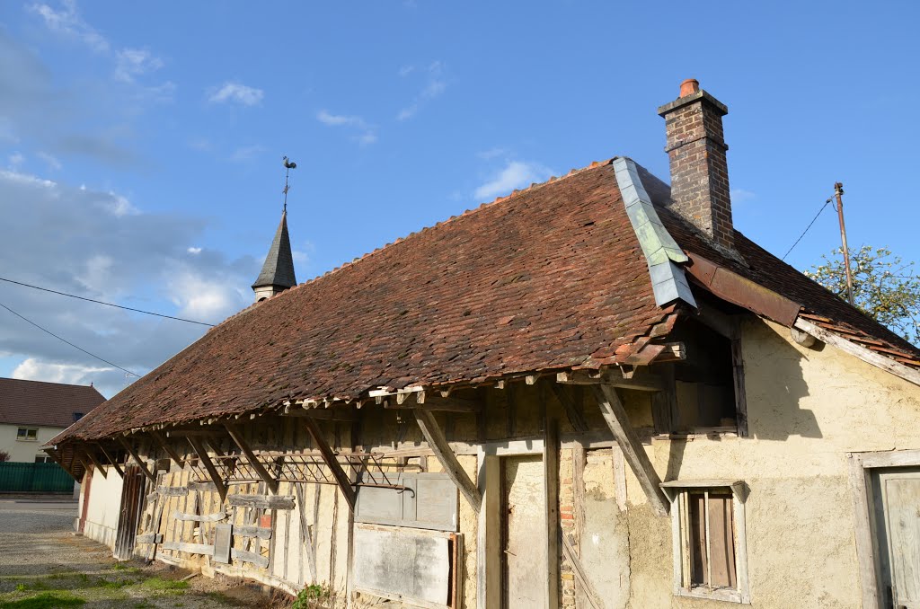 Chapelle et ferme by Sandrine RABY