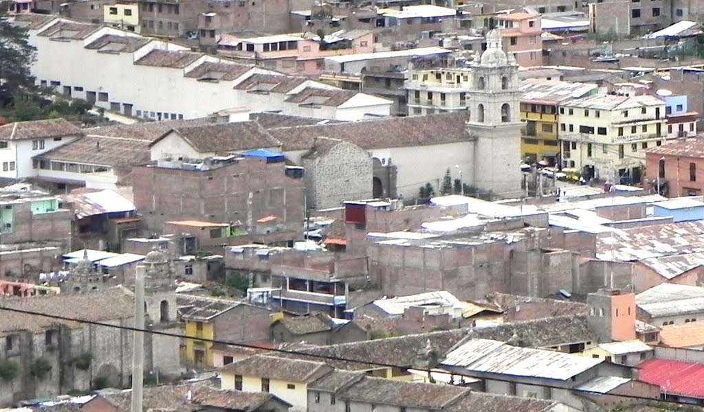 Monasterio de Santa Clara de Asis desde el mirador de Acuchimay, 2013 by Cristhian Delgado M